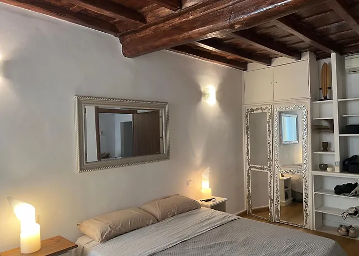Campo Dei Fiori Apartment
