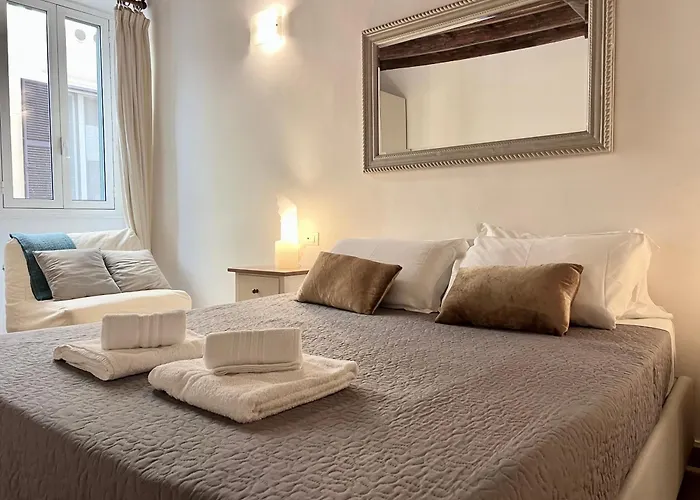 Campo Dei Fiori Apartment *